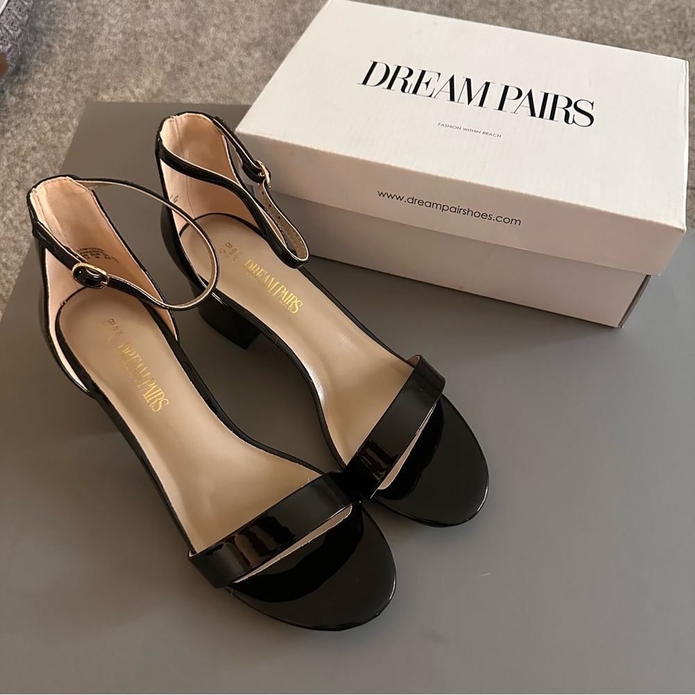 Dream Pairs Women's Low Heel Pump